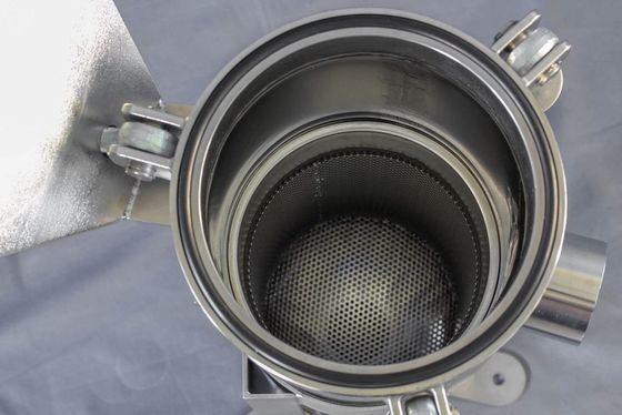 62KG Weight Stainless Steel 304 Case for 6-Bag Filtration System at Manufacturing Plant